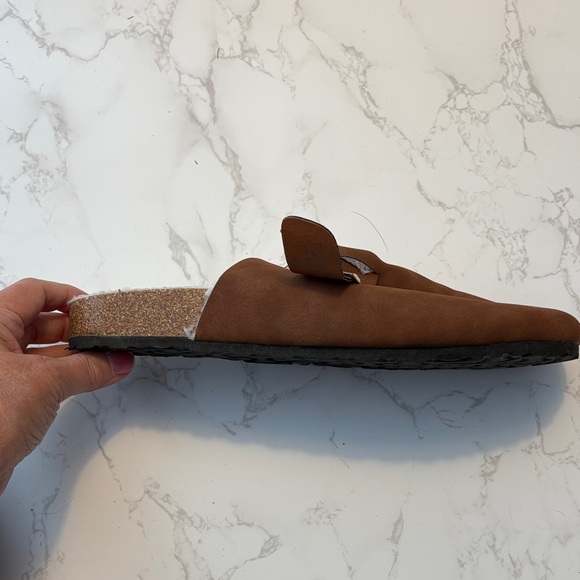 Nicole Miller like new Women’s brown Slip-On Clog with Shearling Lining size 10 - Picture 4 of 10